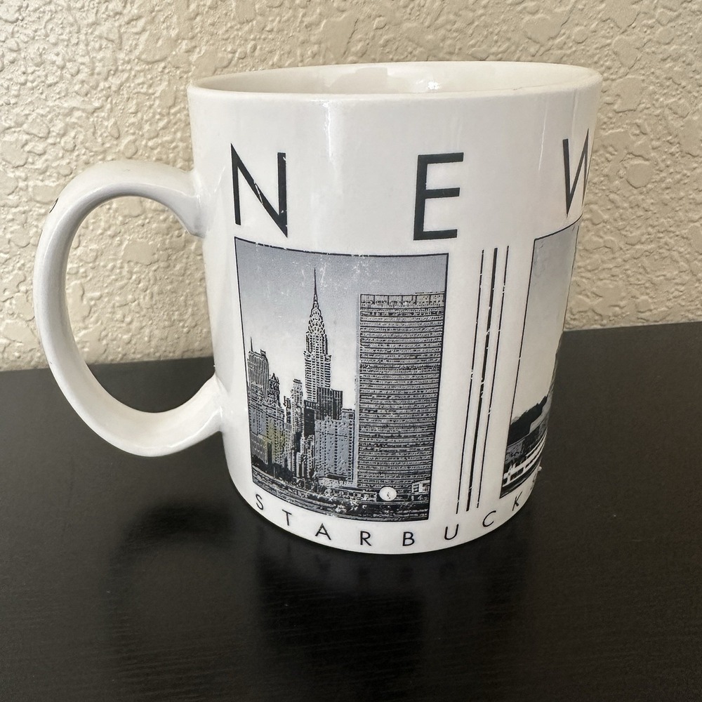 STARBUCKS City Scenes Series NEW YORK Coffee Mug 18oz 2003 Statue Of Liberty